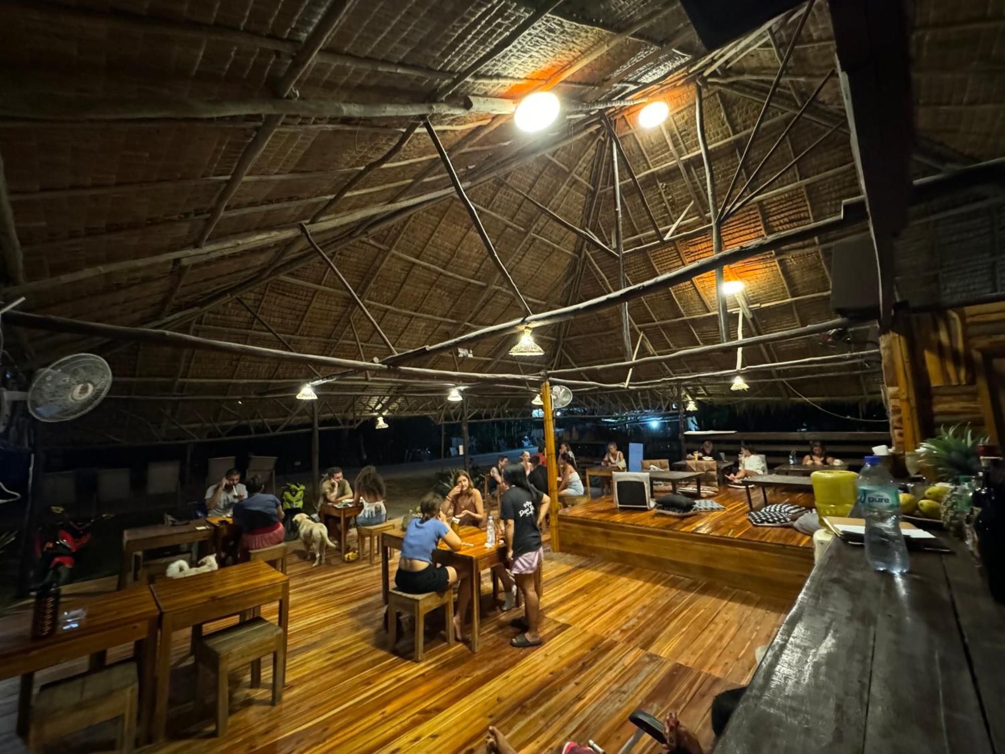 Dam Dam Hostel Сан Висенте Екстериор снимка